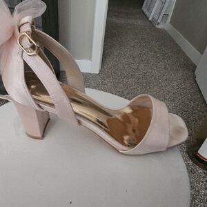 Elegant Pink Block Heel Sandals